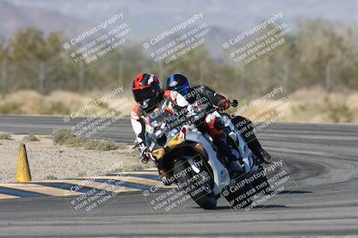 media/Dec-04-2025-Racers Edge (Thu) [[5ebc9f124d]]/3-B Group/1-Session 1 (Turn 7)/